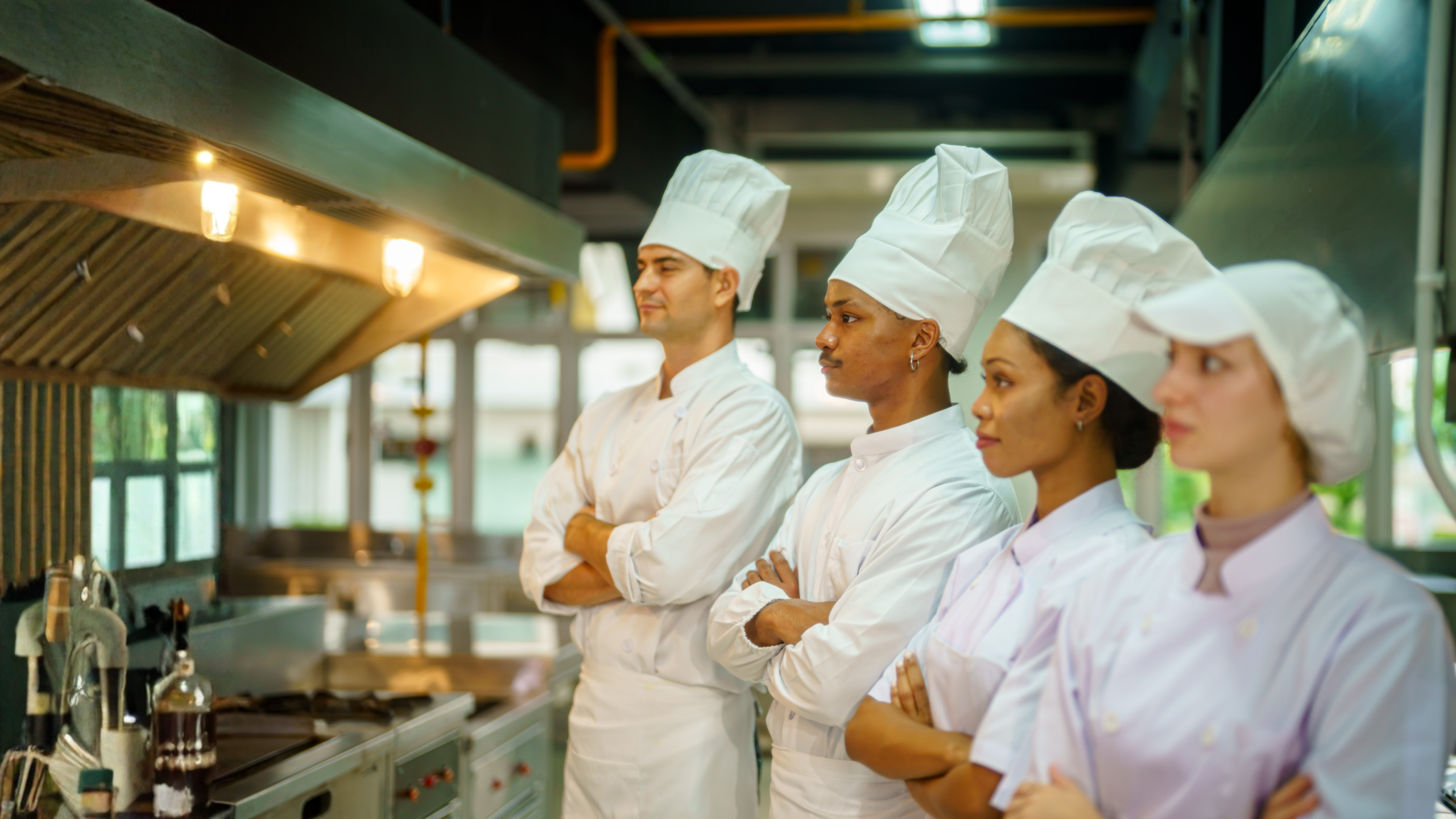 Featured image for “Mitarbeiterbindung in Großküchen – Wie bessere Arbeitsorganisation Personal entlastet”